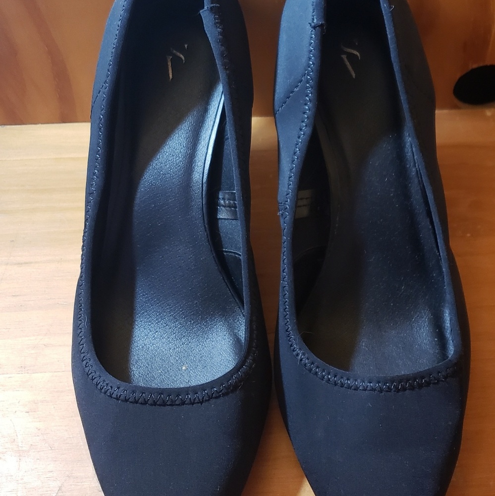 Vera Wang Heels